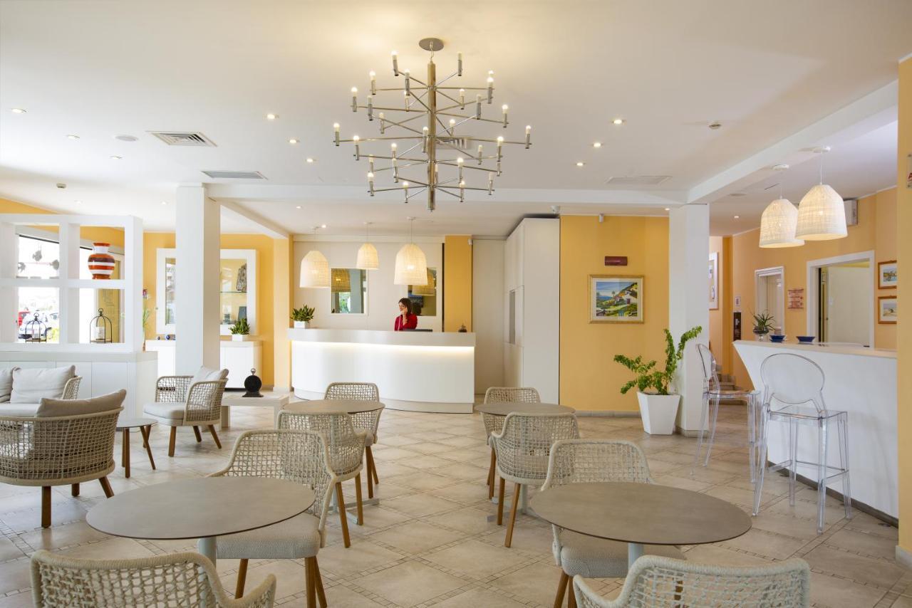 Lu' Hotel Riviera Carloforte  Exterior photo